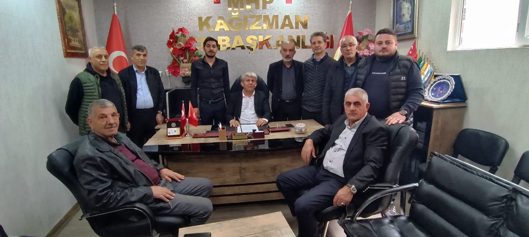 Asılan pankartla ilgili MHP İlçe Başkanından açıklama!