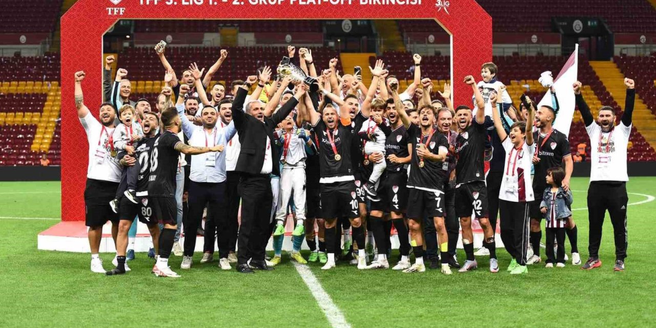 Elazığspor şampiyonluğu taraftarıyla kutlayacak