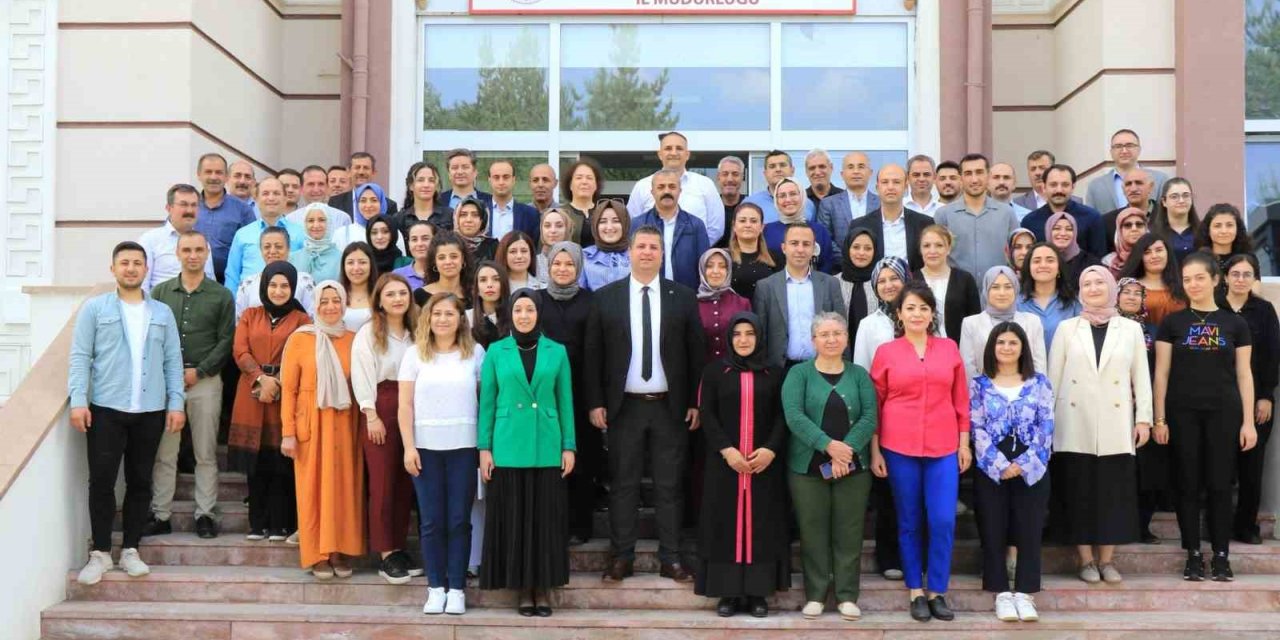 Erzincan Aile ve Sosyal Hizmetler İl Müdürlüğü Türkiye 3’üncüsü oldu