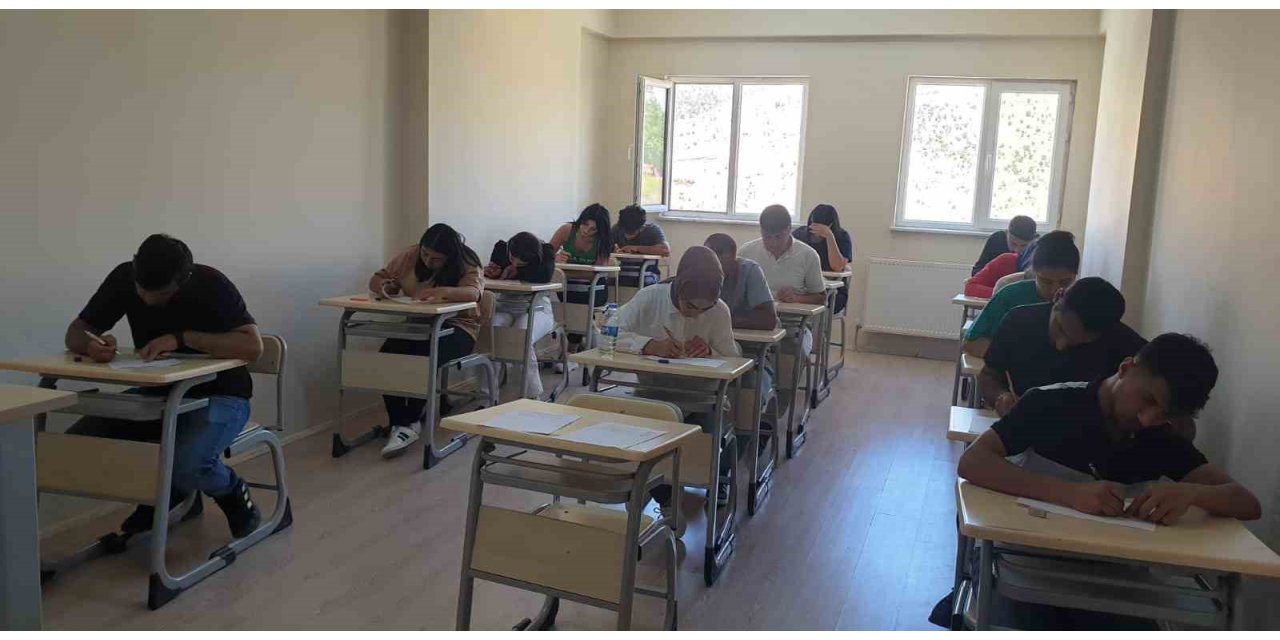 Tunceli’de afetle mücadele ve bilinçlendirme eğitimleri