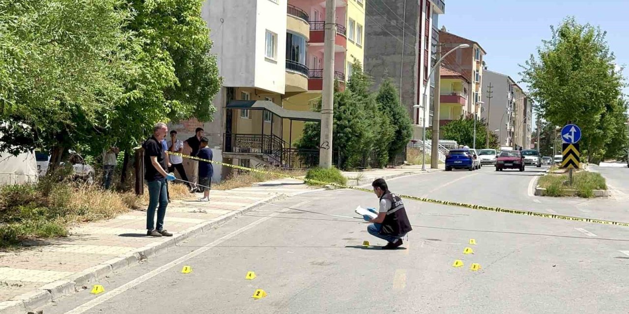 İki grubun silahlı kavgasında kan aktı: 3 yaralı