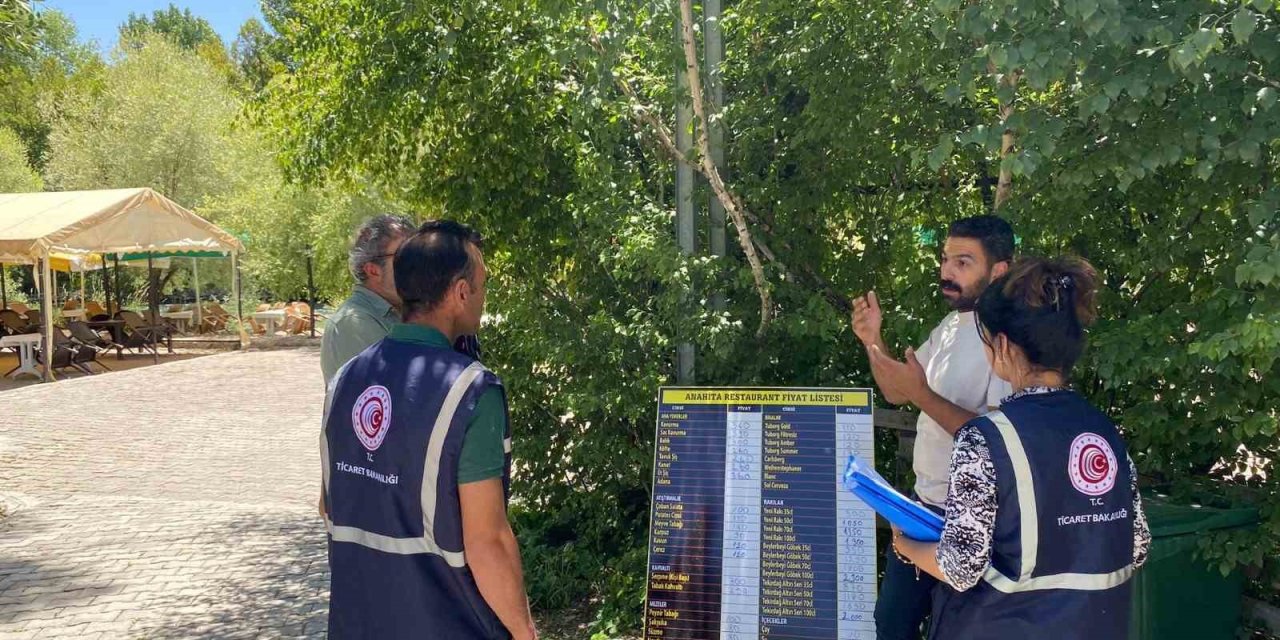 Tunceli’de, kurallara uymayan işletmelere ceza kesildi