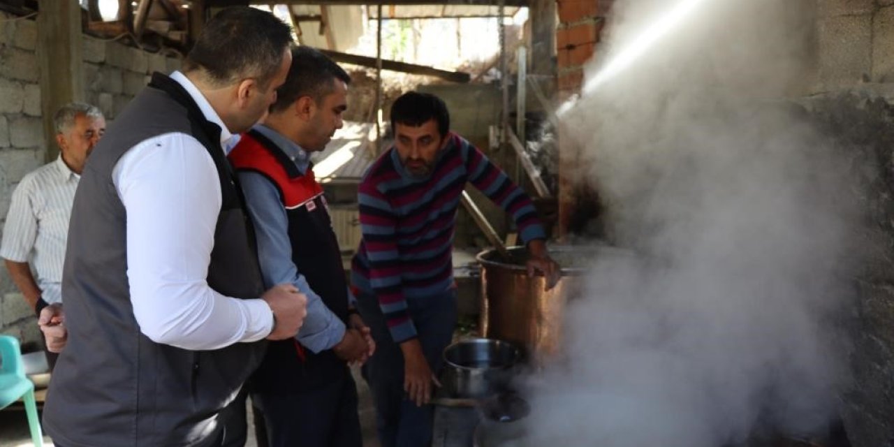 Erzurum’da dutun pekmeze yolculuğu sürüyor