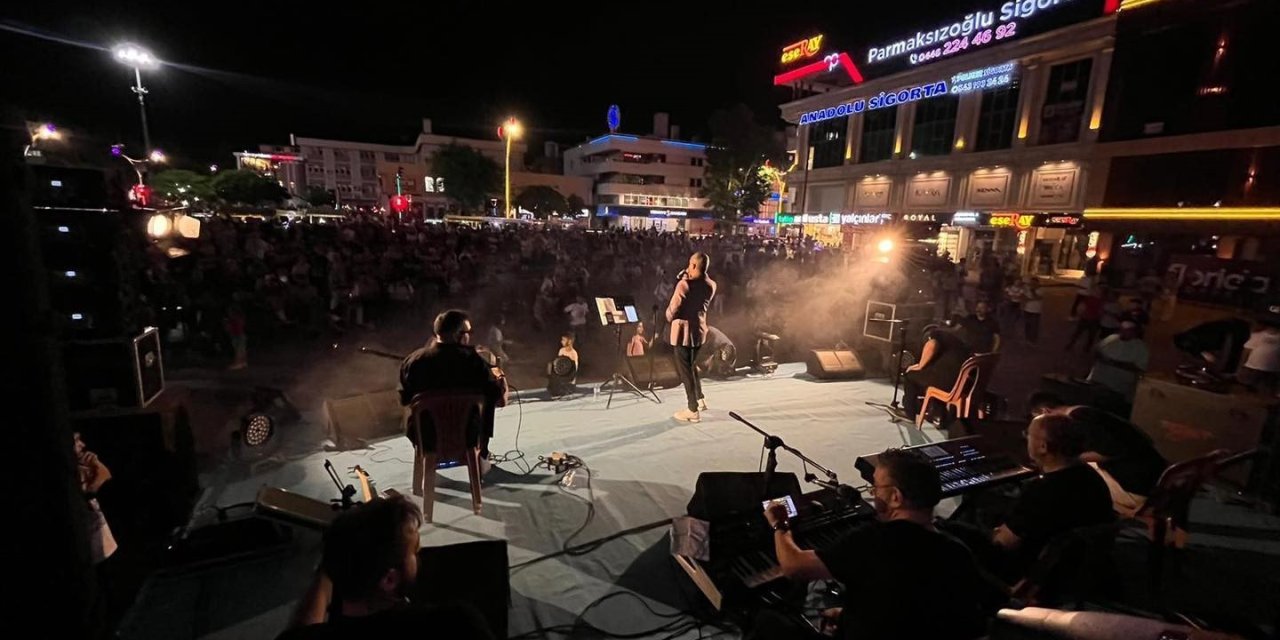 Erzincan’da vatandaşlar konsere doyacak