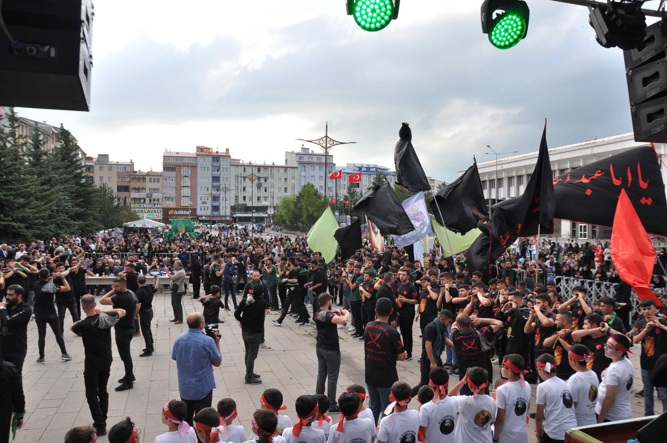 Kars’ta Hz. Hüseyin’in oğlu Ali Asgar’ı anma töreni düzenlendi