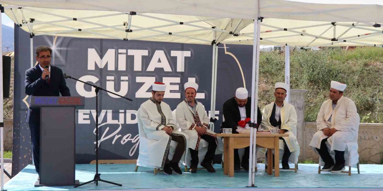 Oltu’da evlatlarından babalarına vefa