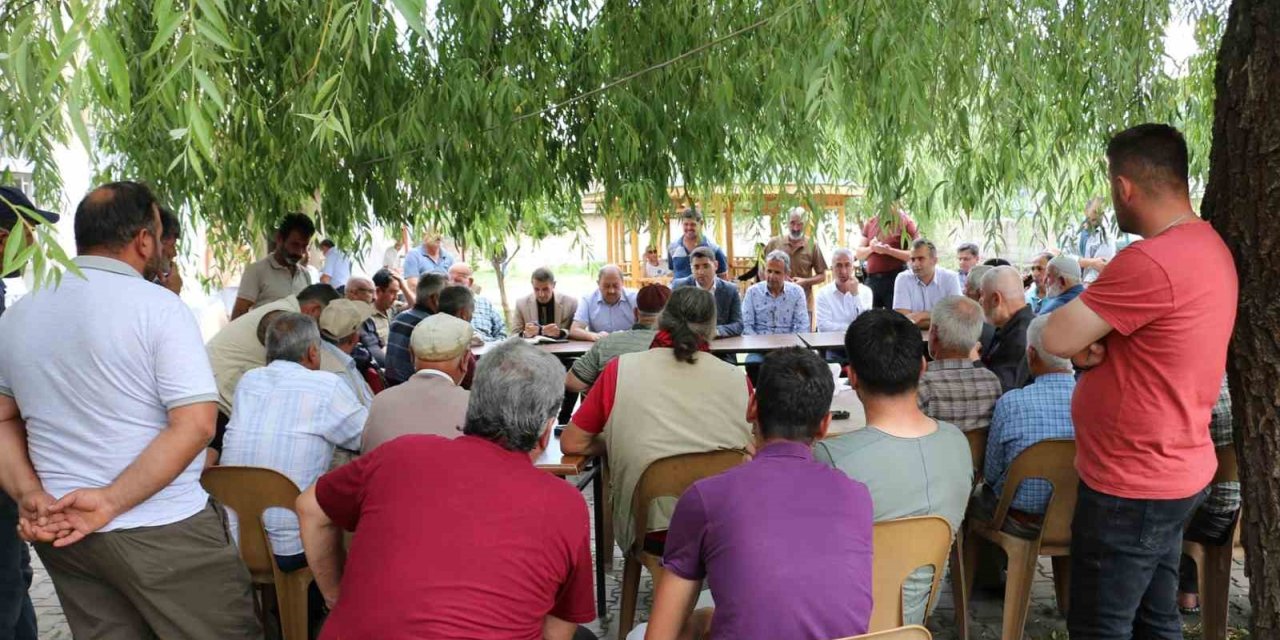 Uluköy çiftçisine bilgilendirme toplantısı yapıldı