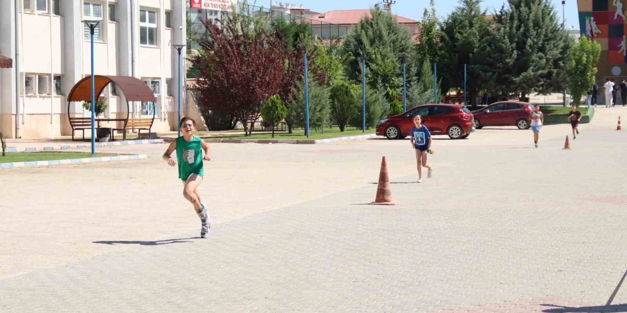 12. Bölge Triatlon Şampiyonası Elazığ’da gerçekleştirildi