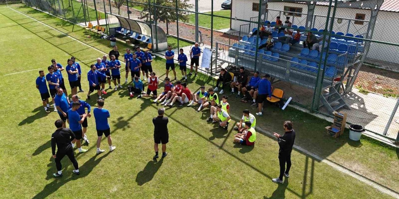 TFF’nin Erzurum’daki eğitim programları sürüyor