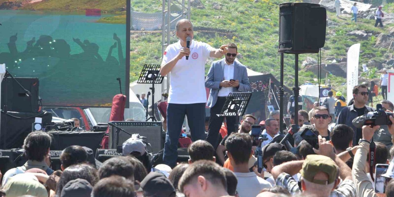 Bakan Yerlikaya’nın ‘6.Cilo Fest’ ziyareti