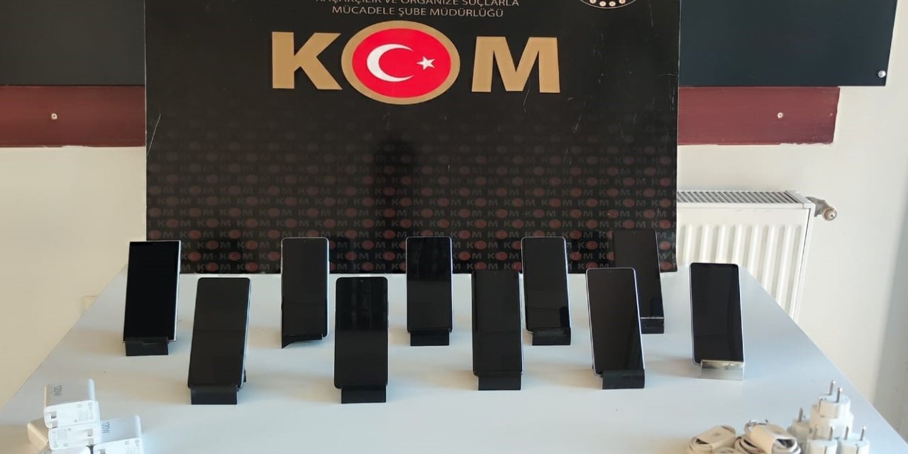 Malatya’da 2 milyon liralık kaçak ürün ele geçirildi