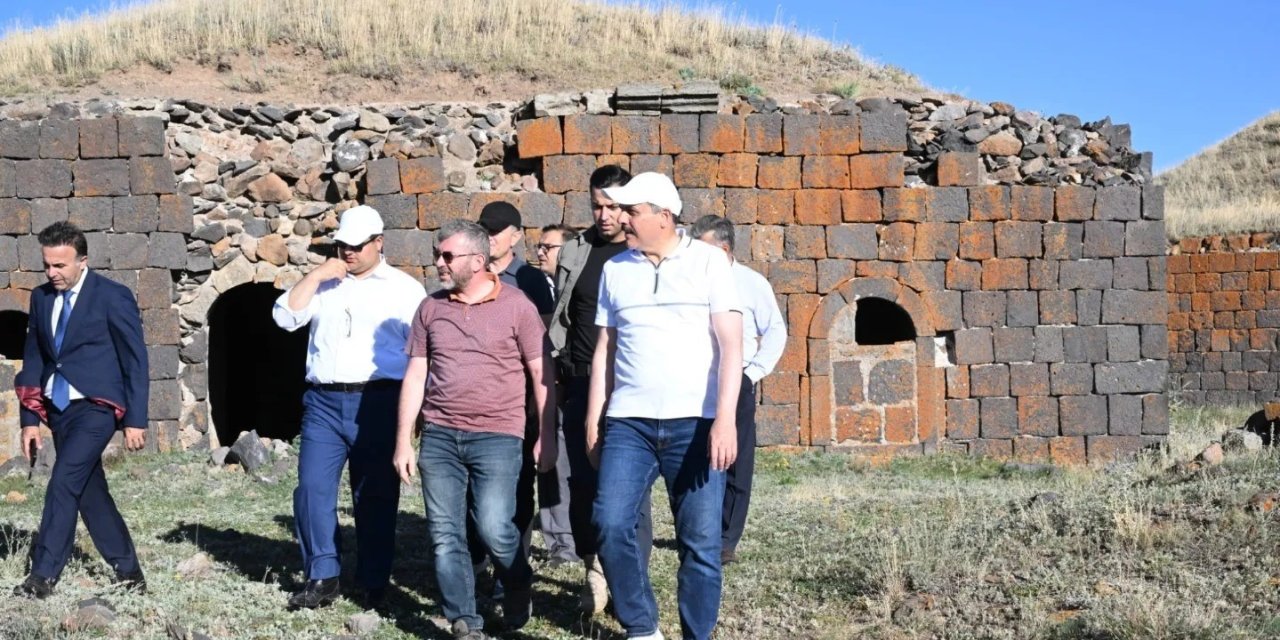 Vali Çiftçi’nin tabya mesaisi