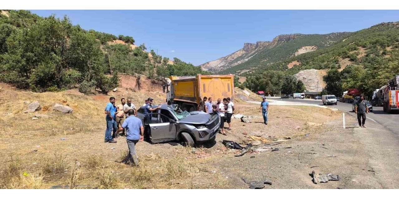 Tunceli’de feci kaza: 2’si ağır 7 yaralı