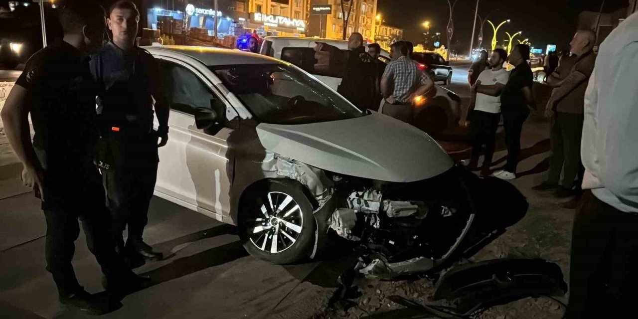 Yüksekova’da trafik kazası: 4 yaralı