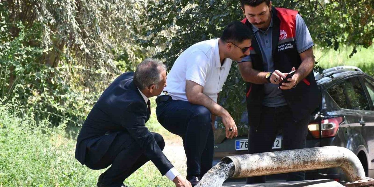 Kaymakam Aydın,  ‘Aralık Millet Bahçesi’nde incelemelerde bulundu