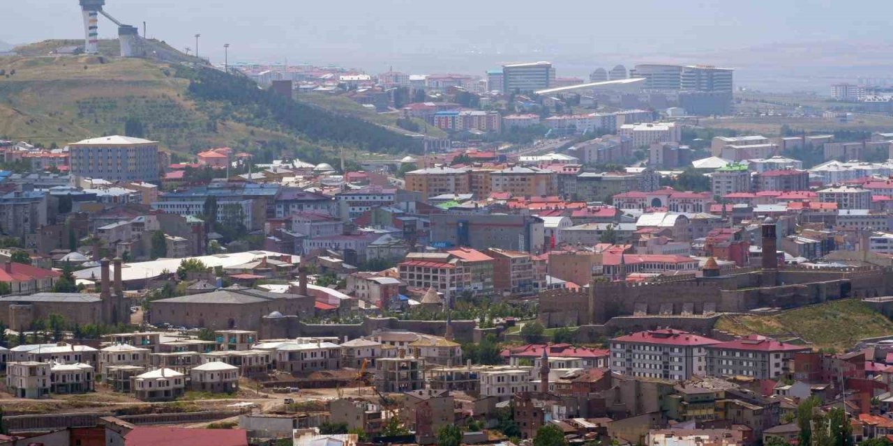 Erzurum Valiliği’nde alkol yasağı emri