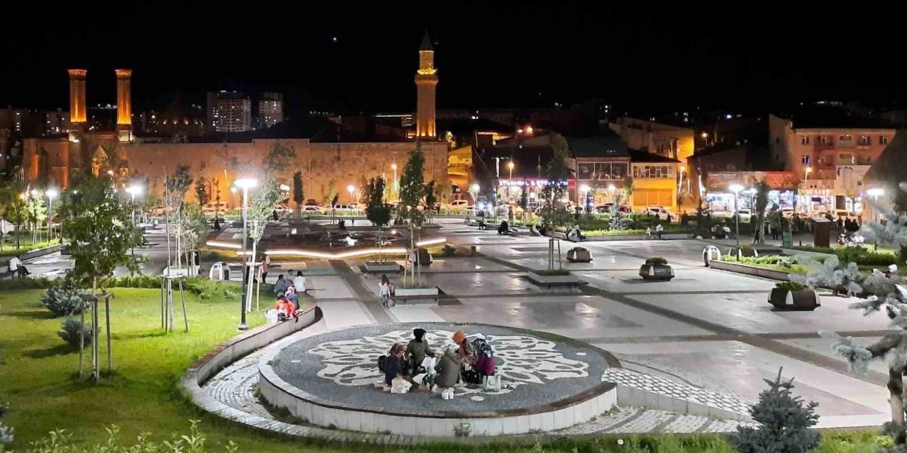 Erzurum’da en çok kullanılan üç soy isim; Yılmaz, Kaya ve Polat