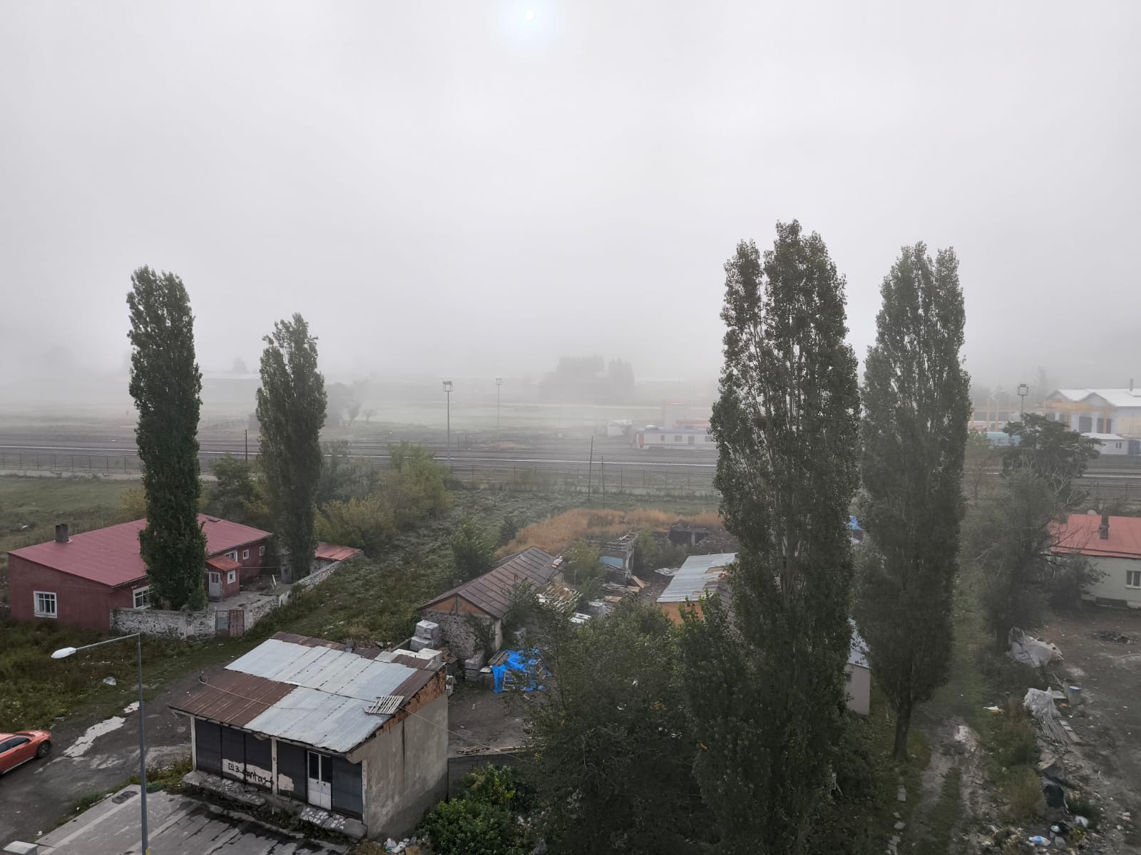 Kars’ta yoğun sis etkili oldu