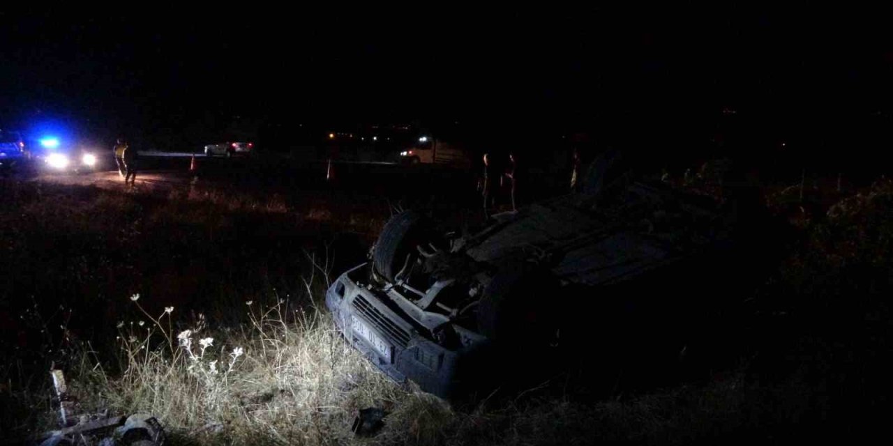 Hurdaya dönen Tofaş’tan burnu bile kanamadan çıktı