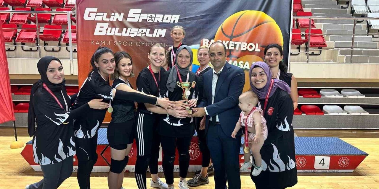 Erzincan’da 2. Kamu Spor Oyunları tamamlandı