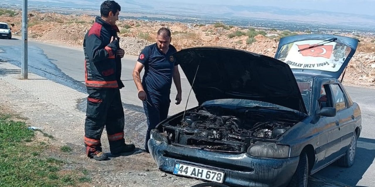 Malatya’da araç yangını