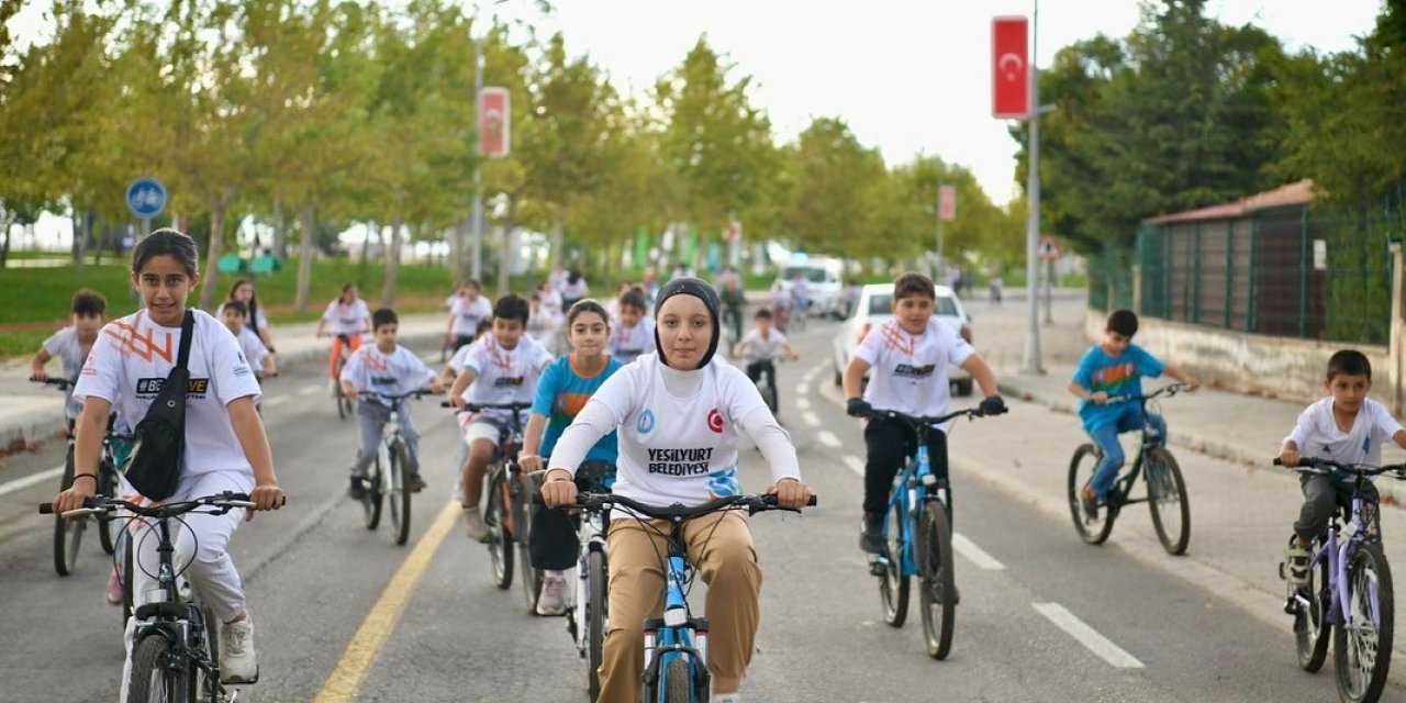 Avrupa Hareketlilik Haftasında bisiklet turu ve sıfır atık etkinliği düzenlendi