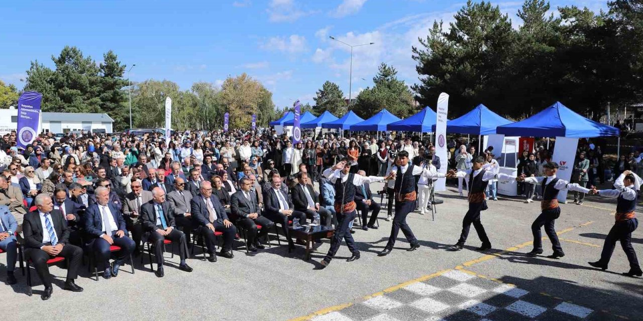 Atatürk Üniversitesinde 2024-2025 Akademik Yılı, “Kampüse hoş geldin” oryantasyon programıyla başladı