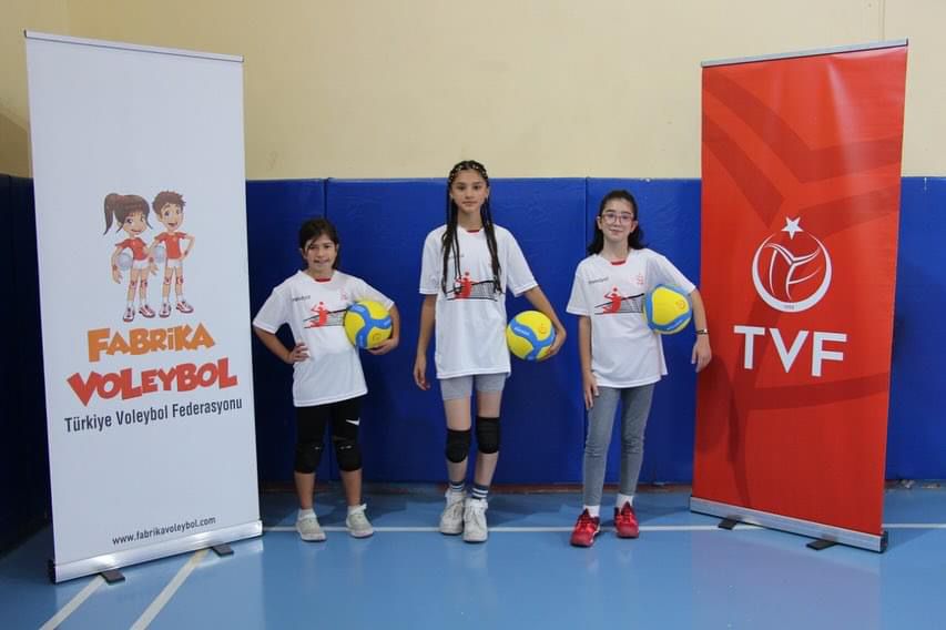 Kars’ta Fabrika Voleybol Yeni Okulunu Açtı