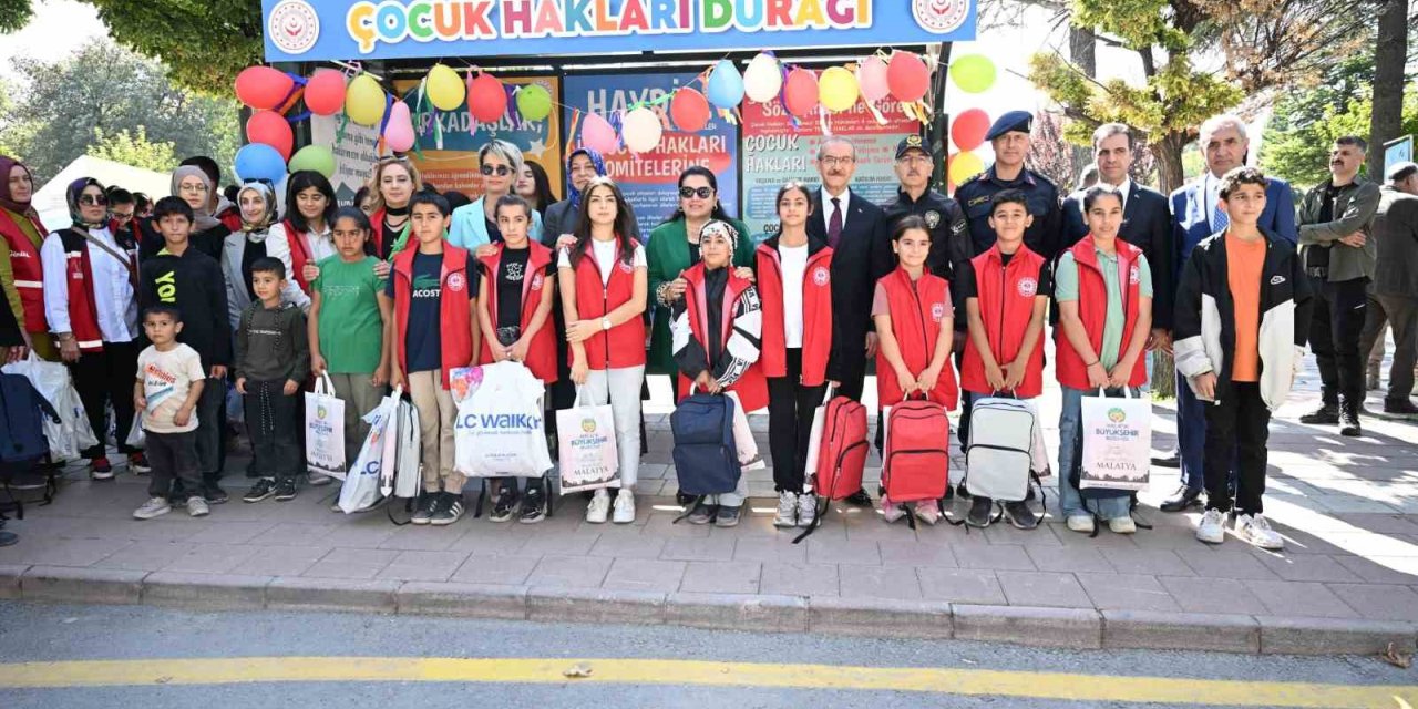 Malatya’da "Çocuk Hakları Durağı" etkinliğiyle farkındalık artırıldı