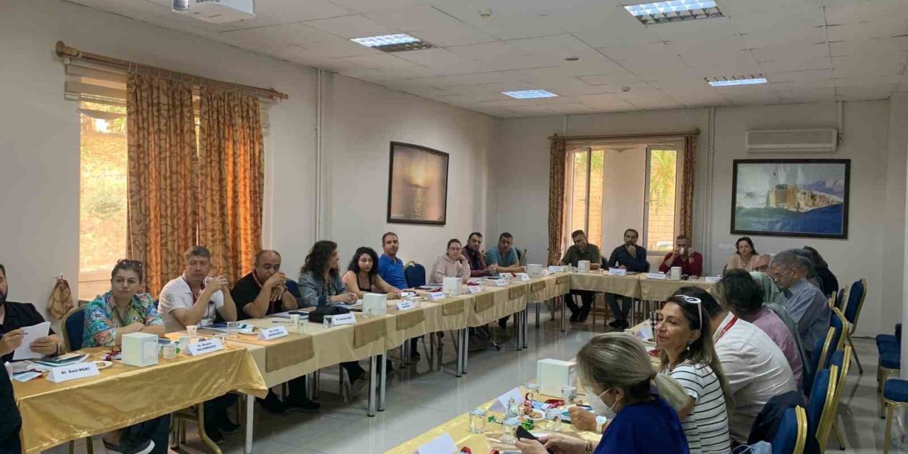 Elazığ’da aile hekimlerine  eğitim