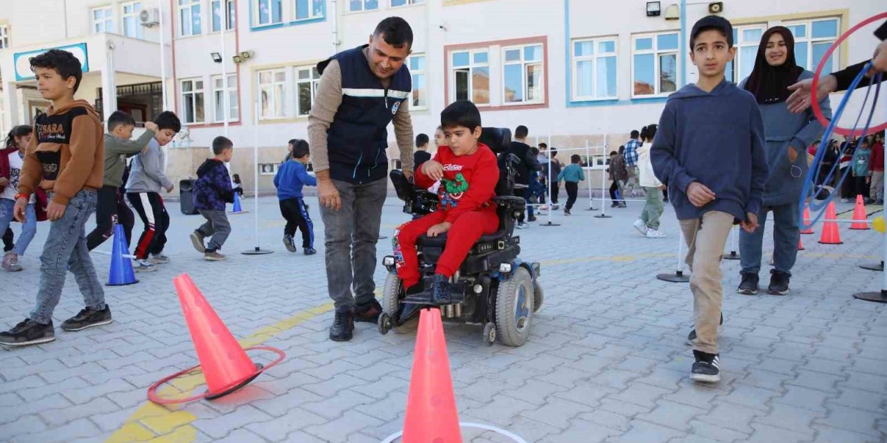 Battalgazi’deki çocuk şenliğine yoğun ilgi