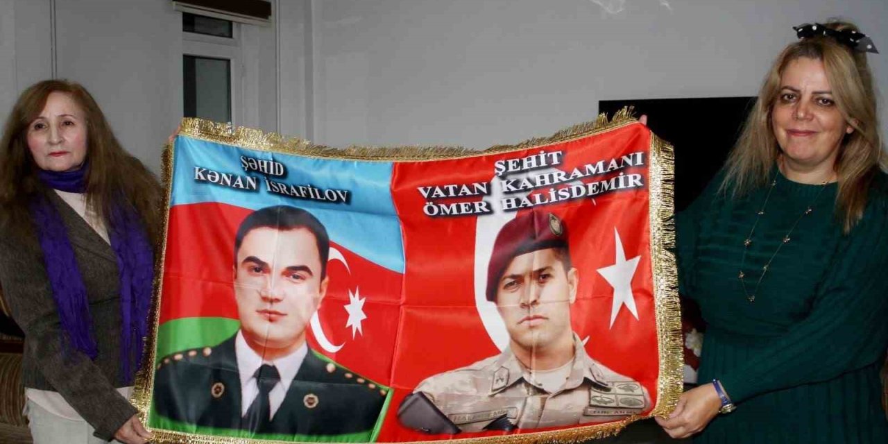 Azeri yazar  Adilqızı “Şehitsiz vatan olmaz” kitabını tanıttı