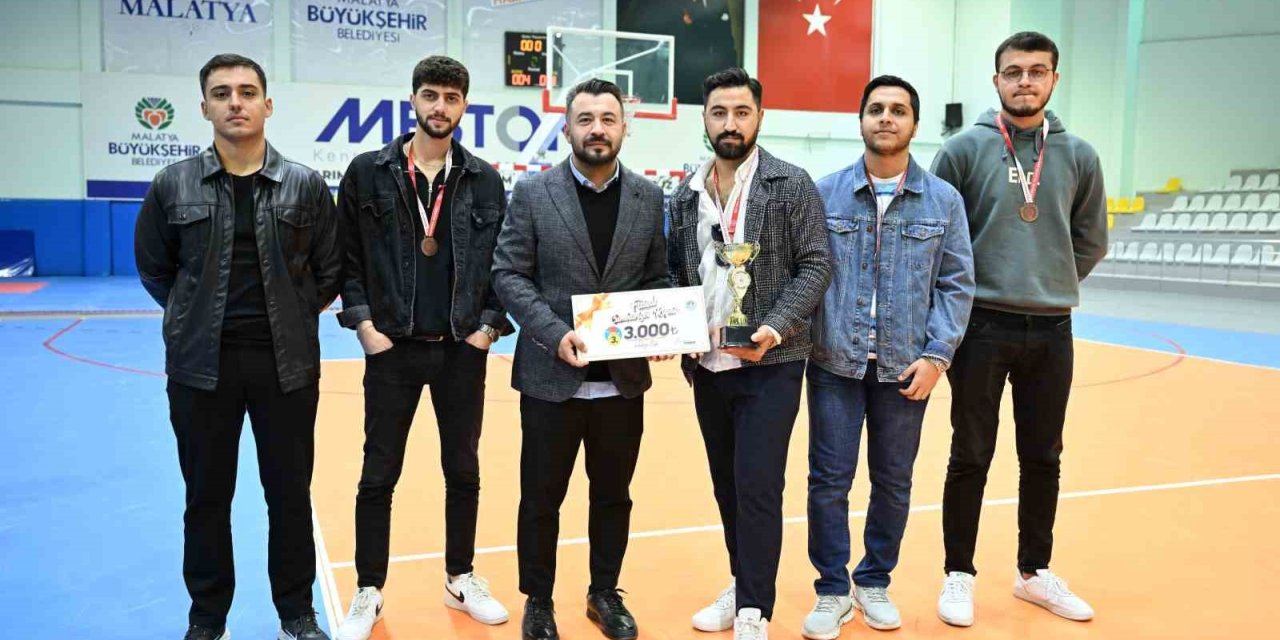 Taşkın: ”Gençler için sportif ve kültürel etkinliklerimiz sürecek”