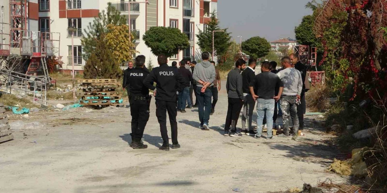 Malatya’da hasarlı binada el bombası ile çok sayıda mermi bulundu