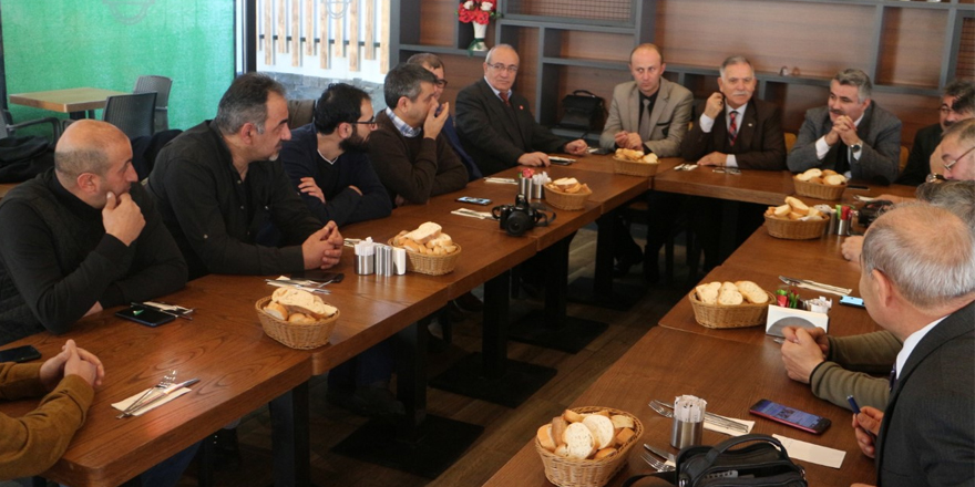 Vatan Partisi Kars Belediye Başkan Adayı Tuncay Mutluer: "Bir çok projeyi hayata geçirdim. Şimdi de bunu yapacağım.” 