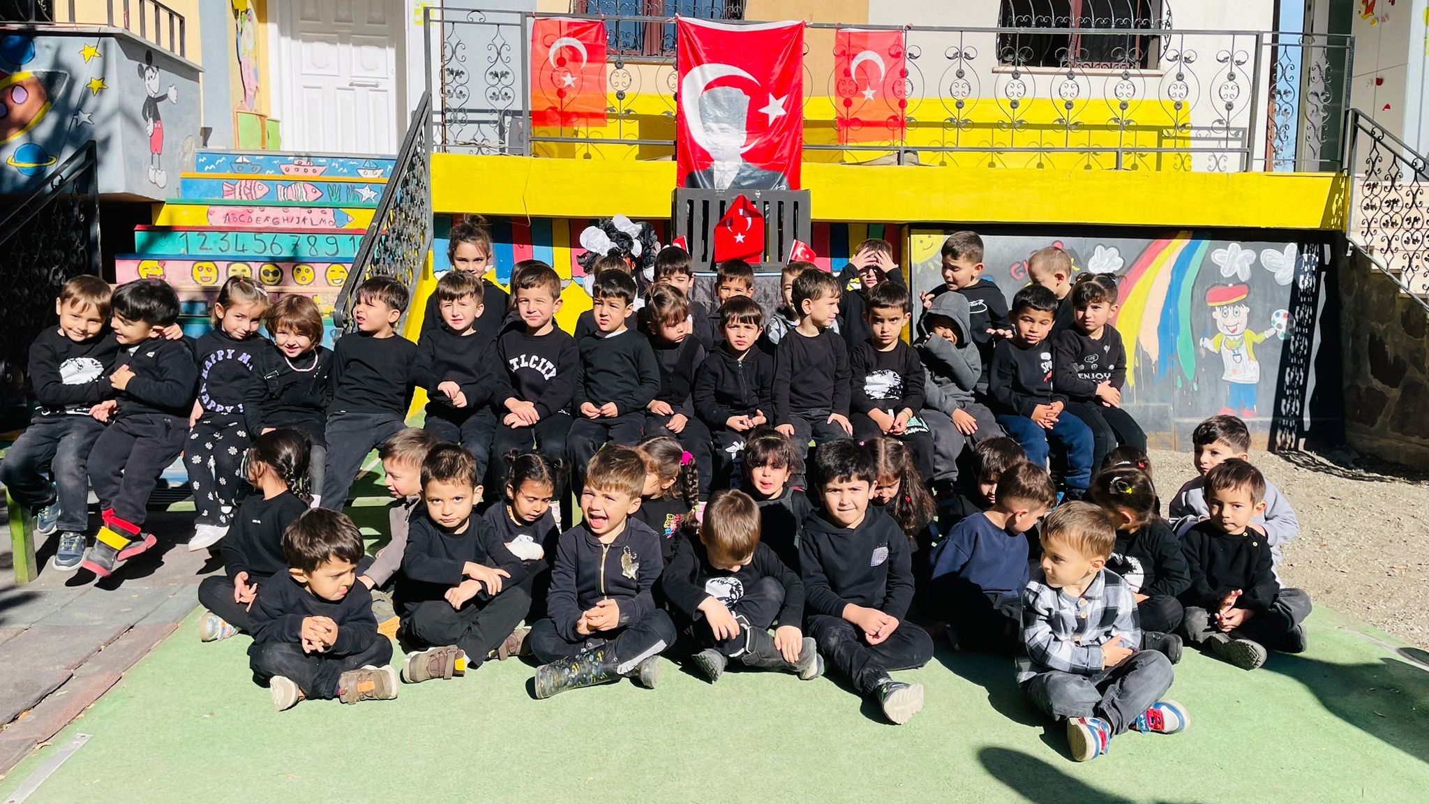 Kars'ta minikler Ulu Önder Atatürk’ü özlemle andı