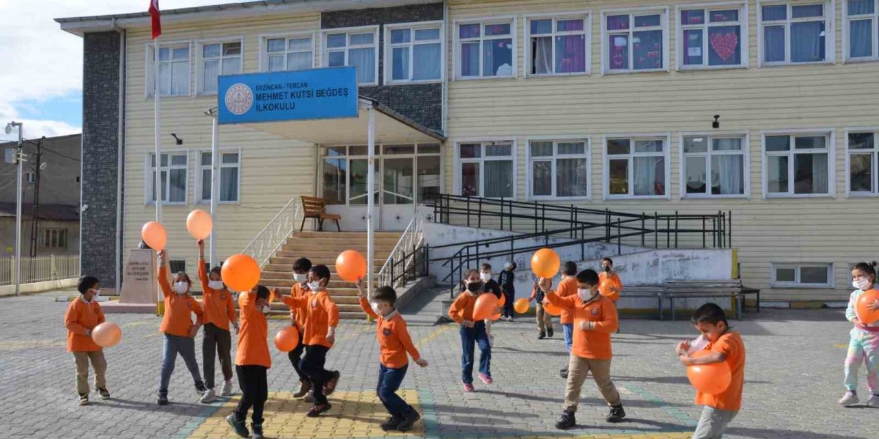 Tercan’da lösemili çocuklar için farkındalık çalışması yapıldı