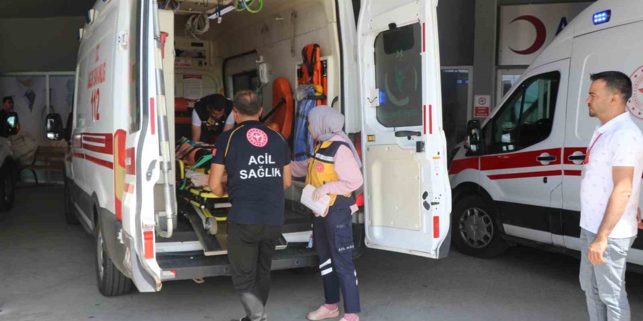 Erzincan’da trafik kazası: 1 ölü, 3 yaralı