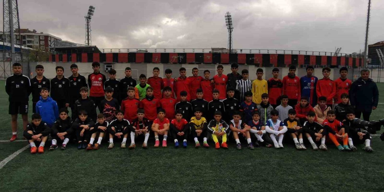 TFF U14 milli takım seçmeleri Van’da yapıldı