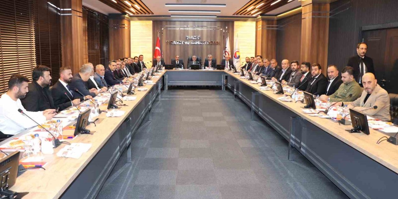 Vali Hatipoğlu ETSO Başkanı Alan ile bir araya geldi