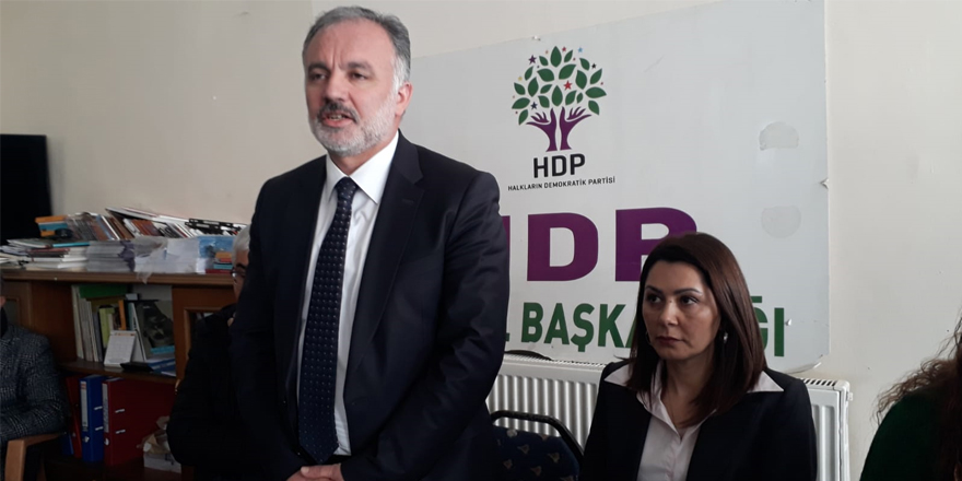 Bilgen’den MHP’ye anlamlı uyarı: 'Vatan sevgisi sözle olmuyor, Kars’ı çöp ve yolsuzluk götürüyor'