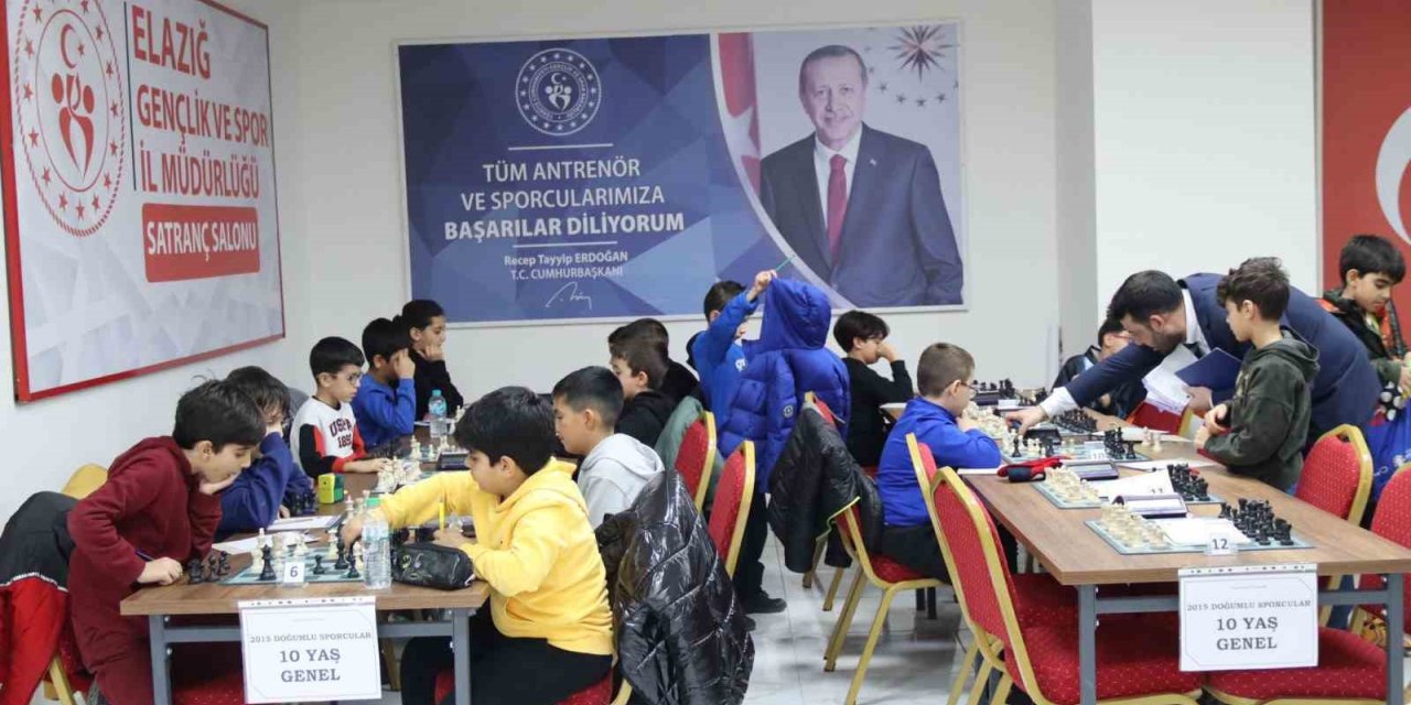 Elazığ’da  satranç müsabakaları sona erdi