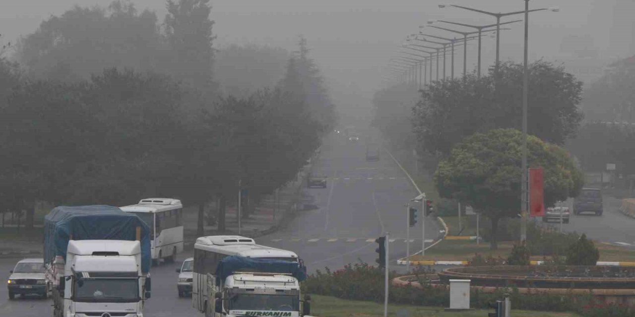 Erzincan güne sisle uyandı