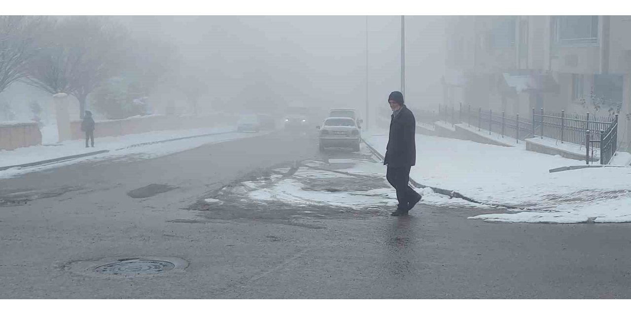 Erzurum sis ve kara teslim oldu