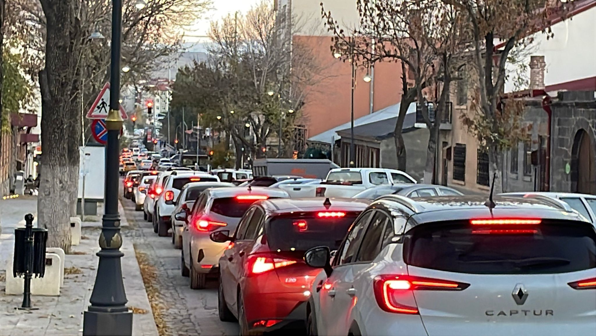 Kars’ta trafiğe kayıtlı araç sayısı açıklandı