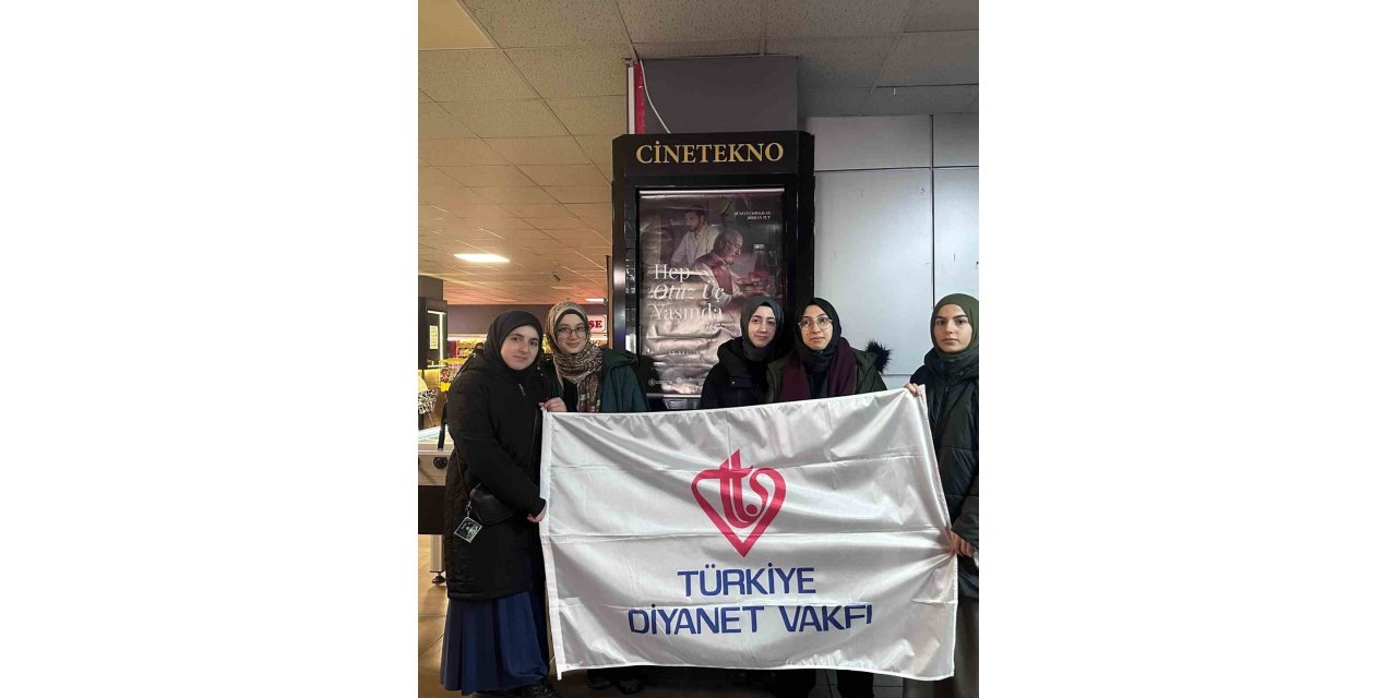 “Hep Otuz Üç Yaşında” Erzurum’da izleyici ile buluştu