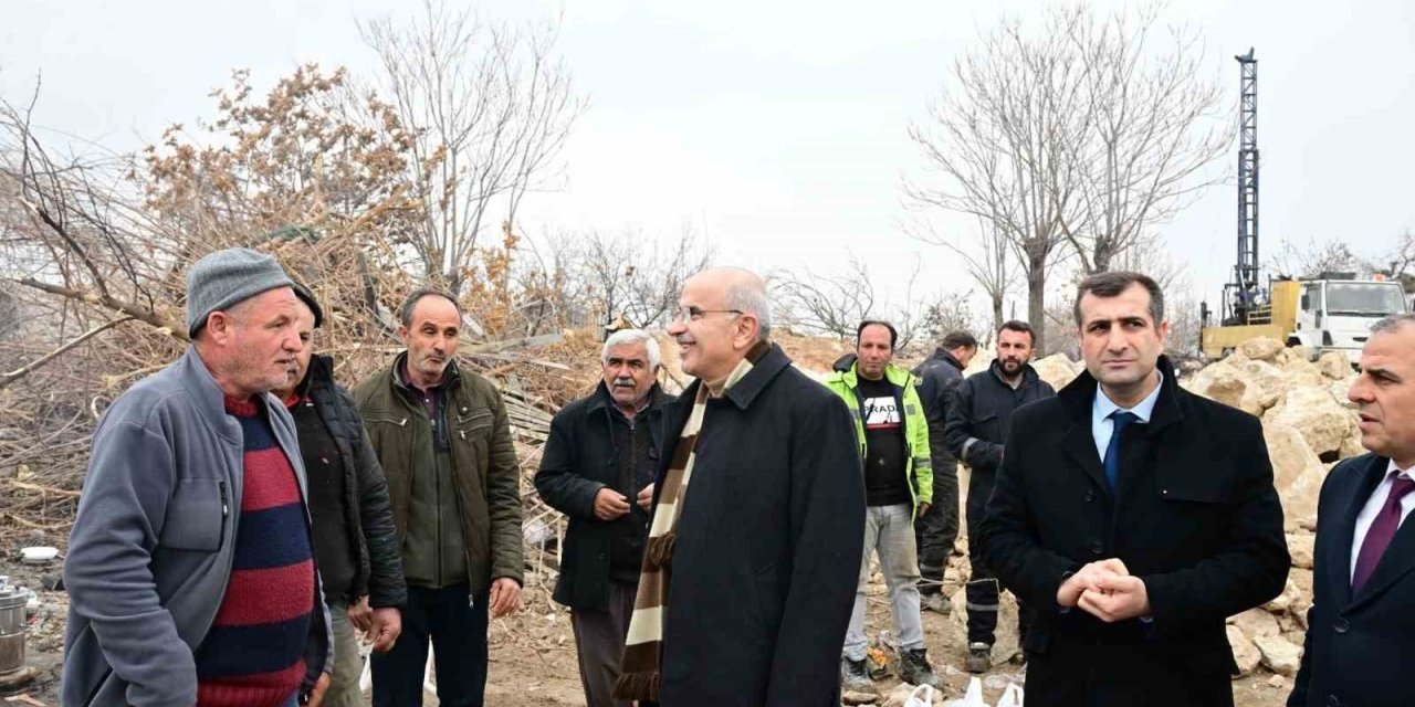 Başkan Er, Taştepe Mahallesi rezerv alanında incelemelerde bulundu