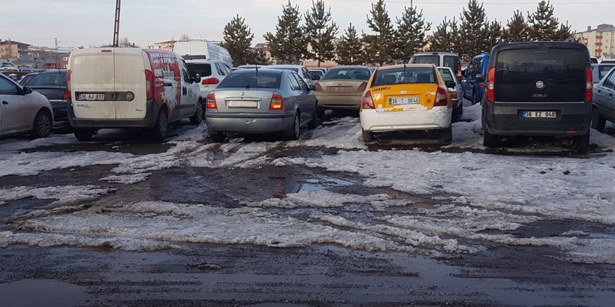 Kars Belediyesinde haciz işlemleri hızla sürüyor, Makam arabası haczedildi