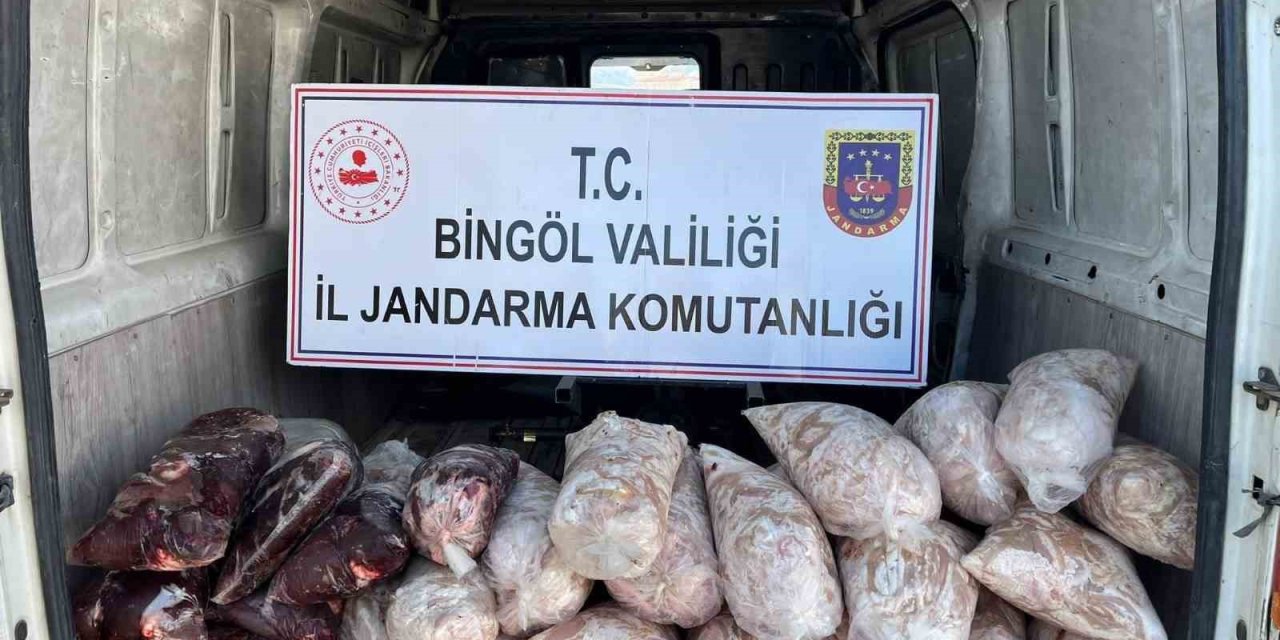 Bingöl’de gıda ve hijyen kurallarına aykırı şekilde taşınan 200 kilo sakatat ele geçirildi