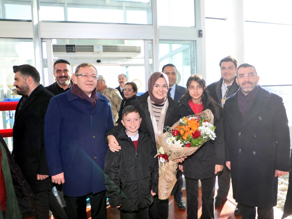 Aile ve Sosyal Hizmetler Bakanı Göktaş, Kars'ta